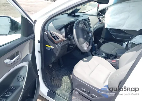 2017 Hyundai Santa Fe Sport 2.4L z USA, uszkodzony, nr VIN 5NMZUDLB1HH047839